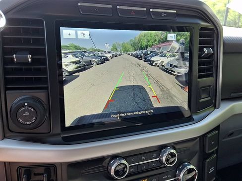 Used 2023 Ford F150 XLT AWD/4WD image 19