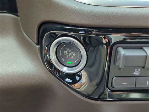 New 2026 Chevrolet Silverado 1500 LT w/ All Star Edition Plus image 17