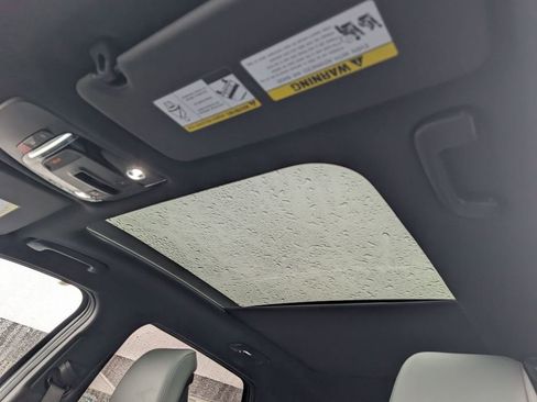 Used 2023 Kia Sportage X-Line w/ X-Line Premium Package image 4