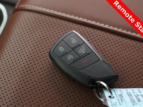 Used 2025 GMC Sierra 1500 Denali Ultimate image 3