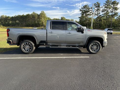New 2026 Chevrolet Silverado 3500 LTZ w/ LTZ Plus Package image 5