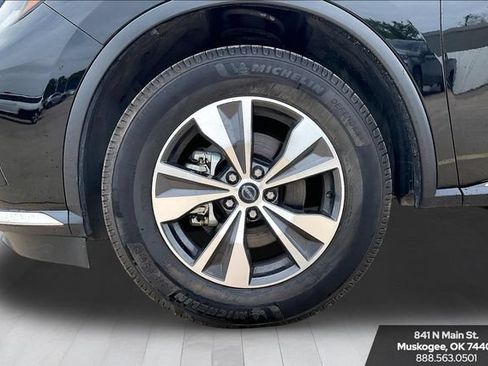 Used 2023 Nissan Murano SV FWD image 33