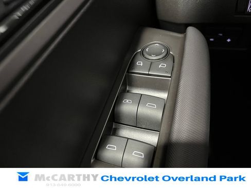 Used 2025 Chevrolet Colorado Z71 w/ Midnight Edition AWD/4WD image 17