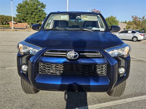 Used 2020 Toyota 4Runner Limited image 2