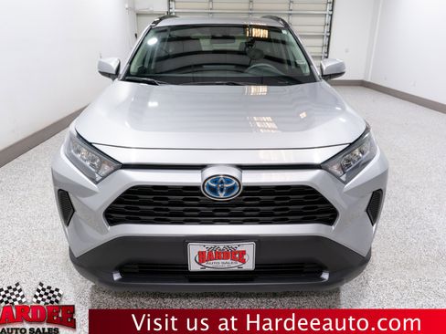 Used 2022 Toyota RAV4 LE image 7