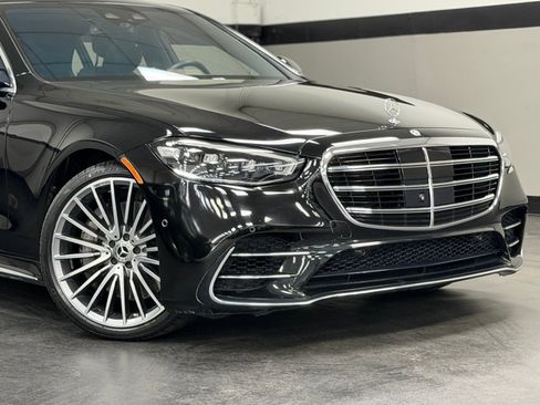 Certified 2022 Mercedes-Benz S 580 4MATIC Sedan image 3