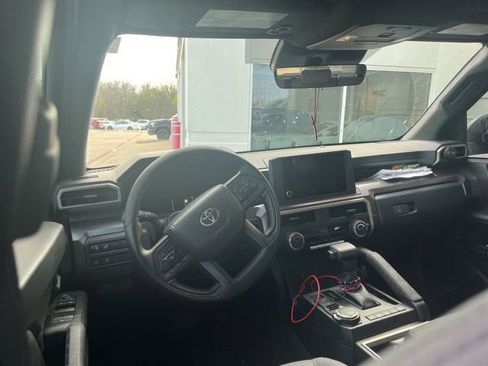 Used 2026 Toyota Tacoma SR5 image 8