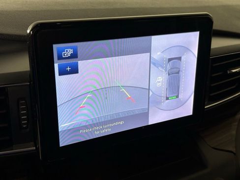 Used 2020 Ford Explorer Limited RWD image 27
