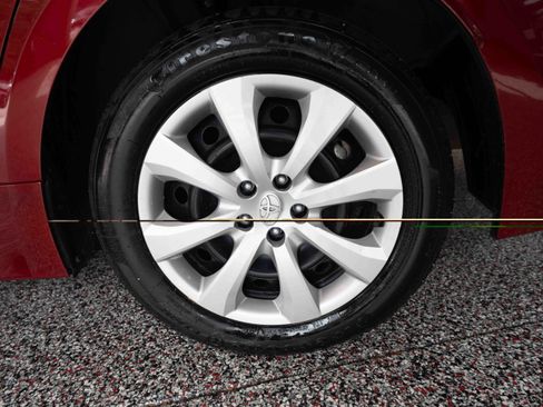 Used 2025 Toyota Corolla LE FWD image 28