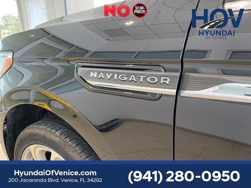 Used 2022 Lincoln Navigator L Reserve AWD/4WD image 53