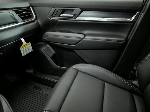 New 2026 GMC Terrain Elevation w/ Elevation Premium Package image 16