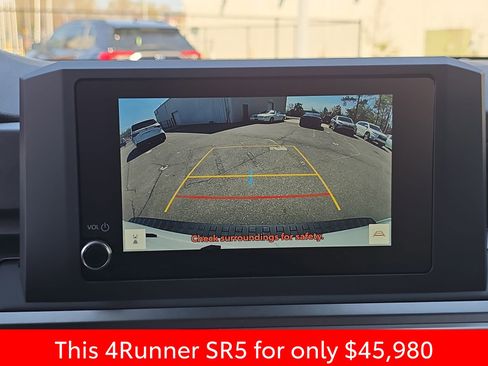 Used 2026 Toyota 4Runner SR5 AWD/4WD image 29