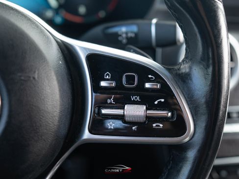 Used 2022 Mercedes-Benz GLC 300 4MATIC image 25