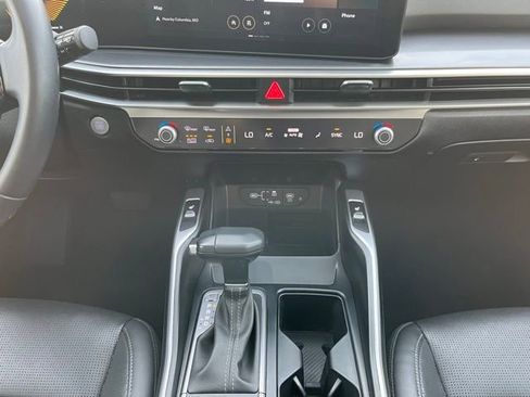 Used 2024 Kia Sorento EX w/ Panoramic Sunroof Package FWD image 22