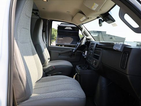 New 2025 Chevrolet Express 2500 w/ Driver Convenience Package RWD image 21