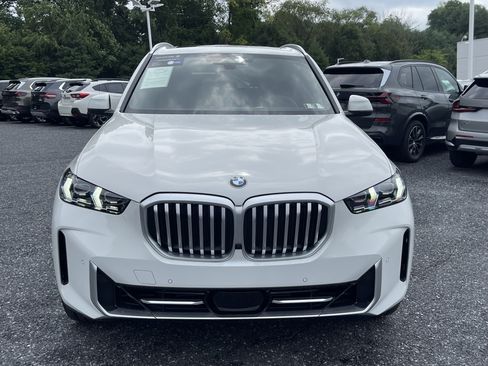 Certified 2026 BMW X5 xDrive40i AWD/4WD image 2