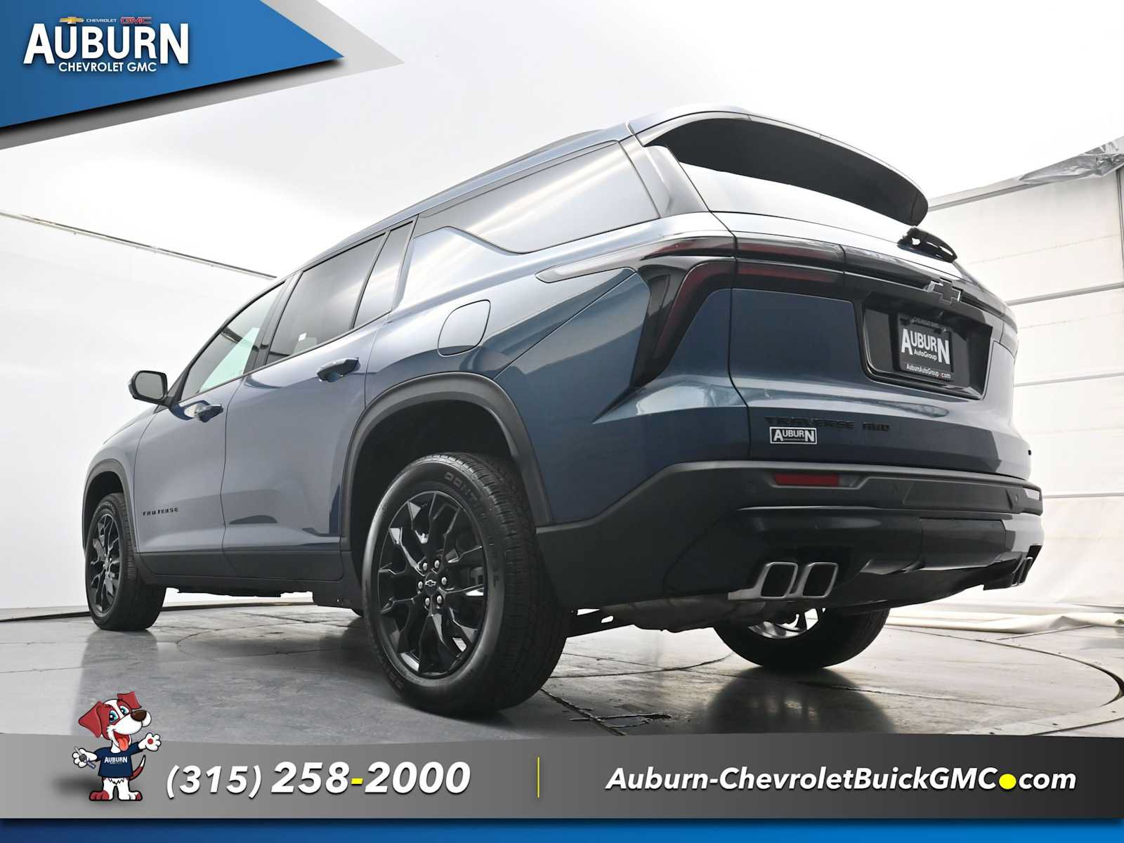 Used 2024 Chevrolet Traverse LT w/ Midnight/Sport Edition AWD/4WD image 25