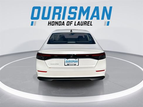 New 2025 Honda Accord SE image 7