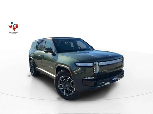 Used 2024 Rivian R1S Adventure AWD/4WD image 1