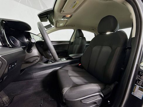 Used 2022 Kia K5 LXS FWD image 20