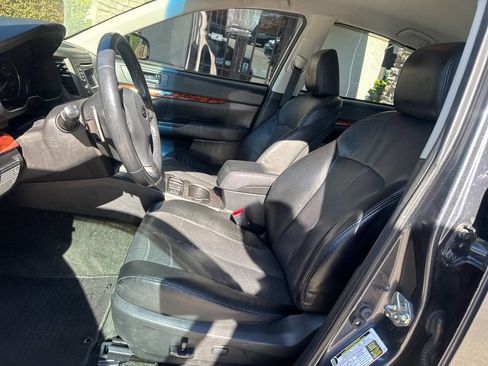 Used 2012 Subaru Legacy 2.5i Limited image 9