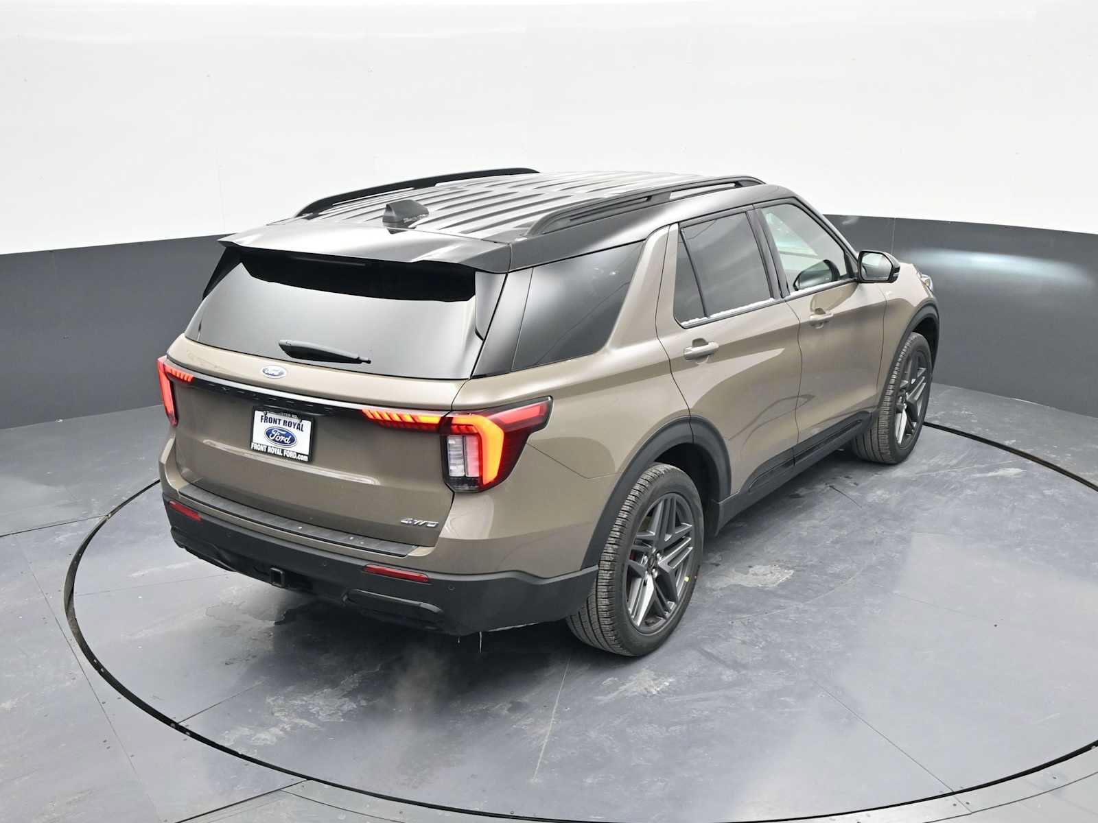 New 2026 Ford Explorer ST-Line w/ ST-Line Street Pack AWD/4WD image 57