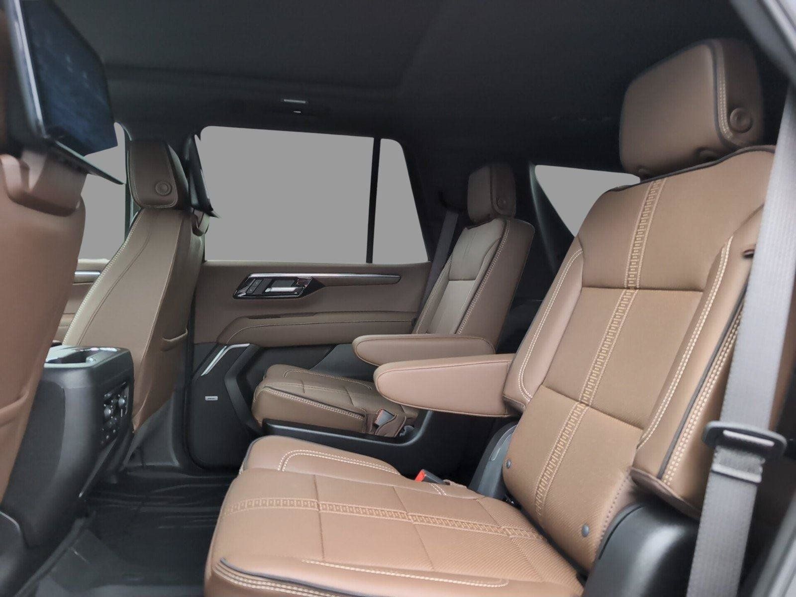 New 2026 Chevrolet Tahoe High Country AWD/4WD image 20