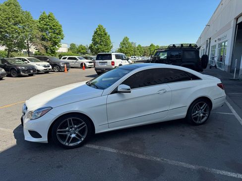 Used 2014 Mercedes-Benz E 350 4MATIC Coupe image 11