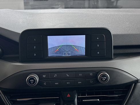 Used 2020 Ford Escape S image 21