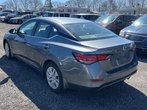 Used 2021 Nissan Sentra S image 3