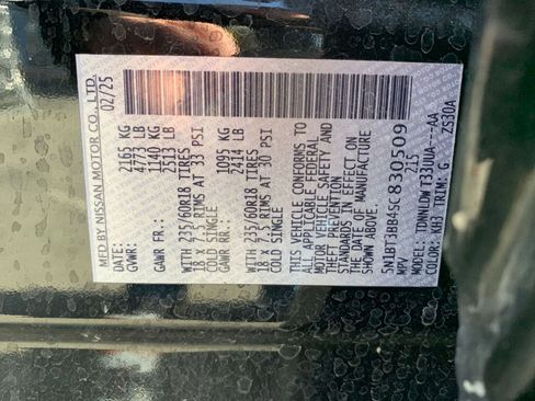 Used 2025 Nissan Rogue SV image 31