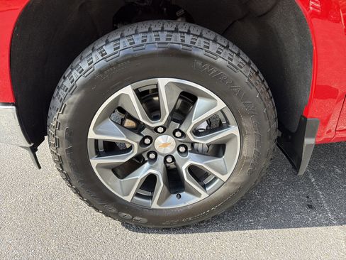 Used 2025 Chevrolet Silverado 1500 LT w/ All Star Edition Plus image 11