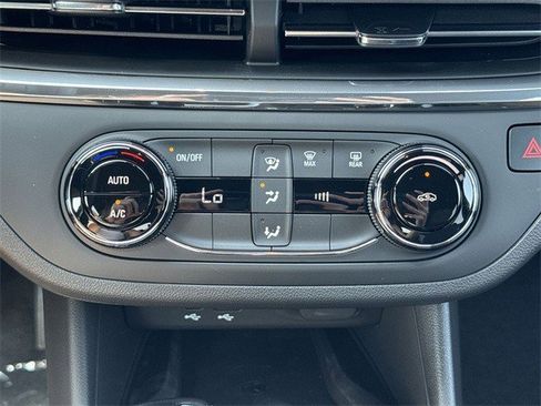 New 2026 Buick Envista Preferred w/ Convenience II Package image 18