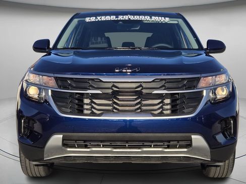 New 2026 Kia Seltos LX AWD/4WD image 3
