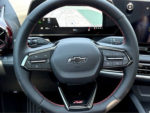 New 2026 Chevrolet Equinox RS w/ Convenience Package III FWD image 13