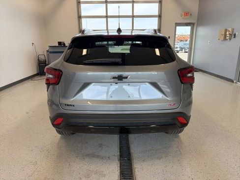 New 2026 Chevrolet Trax RS w/ Driver Confidence Package FWD image 5