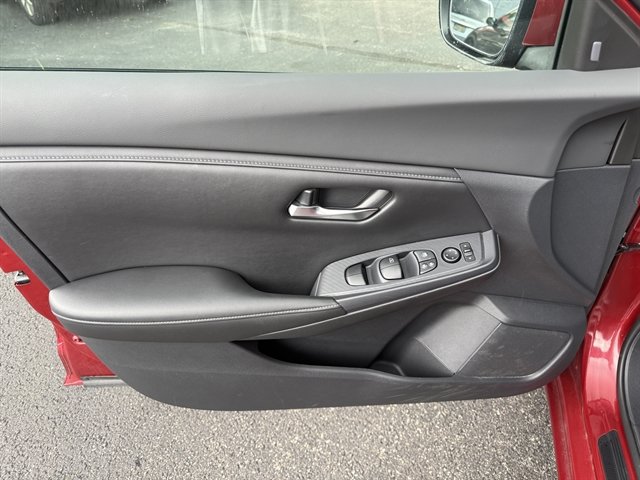 Used 2020 Nissan Sentra SV w/ Electronics Package FWD image 7