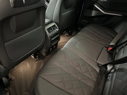 Used 2024 BMW X5 xDrive40i image 4