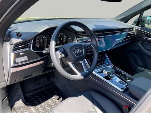 Used 2023 Audi Q7 2.0T Premium Plus w/ Premium Plus Package AWD/4WD image 14