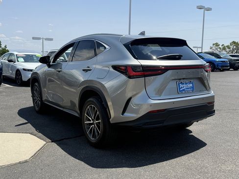 Used 2024 Lexus NX 250 FWD image 7