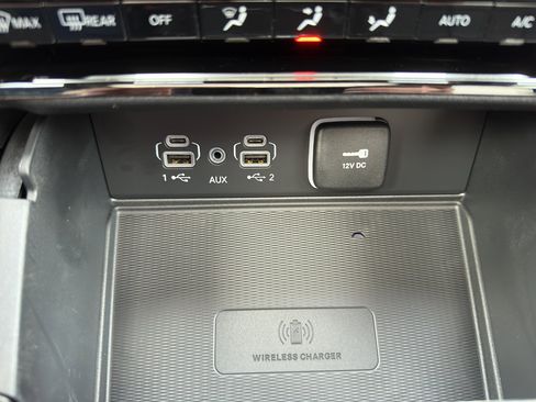 New 2025 Jeep Grand Cherokee Limited w/ Luxury Tech Group II AWD/4WD image 22
