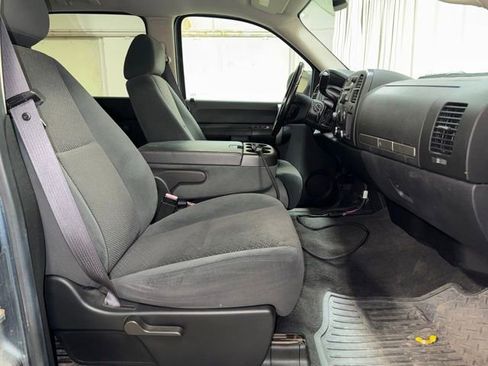 Used 2007 Chevrolet Silverado 1500 LT w/ 1LT Convenience Package AWD/4WD image 21