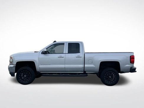 Used 2017 Chevrolet Silverado 1500 LT w/ All Star Edition RWD image 2