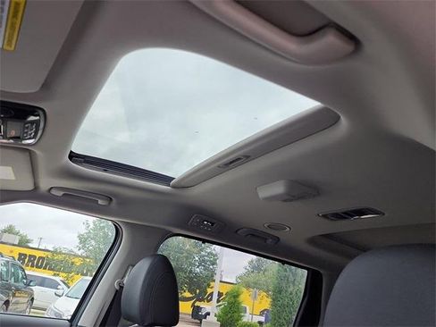 New 2026 Kia Carnival SX Prestige image 26