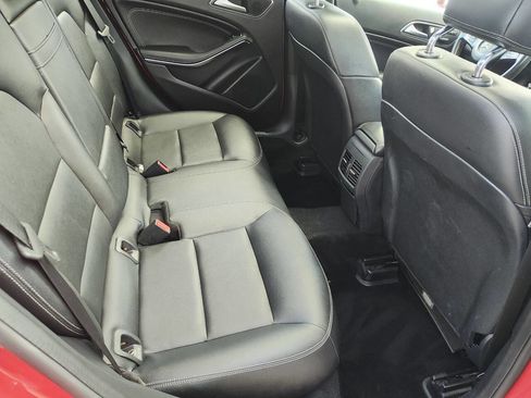 Used 2017 Mercedes-Benz GLA 250 w/ Premium Package image 33