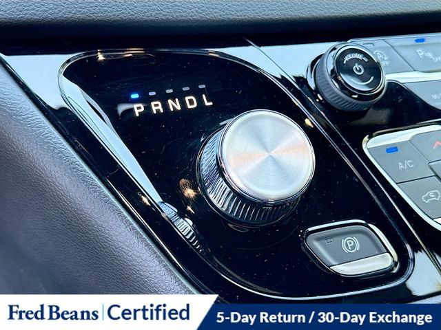 Used 2025 Chrysler Pacifica Select FWD image 20