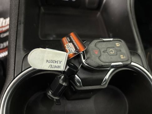 Used 2018 GMC Terrain SLE image 18