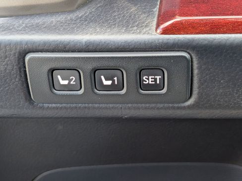 Used 2016 Lexus GX 460 w/ Premium Package image 22