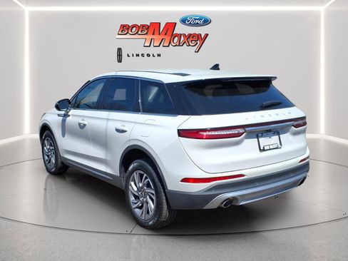 Used 2023 Lincoln Corsair FWD image 6