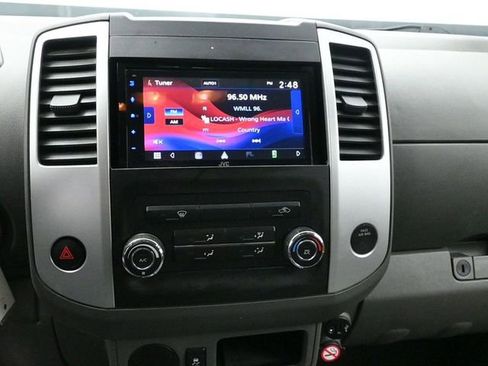 Used 2019 Nissan Frontier S image 11